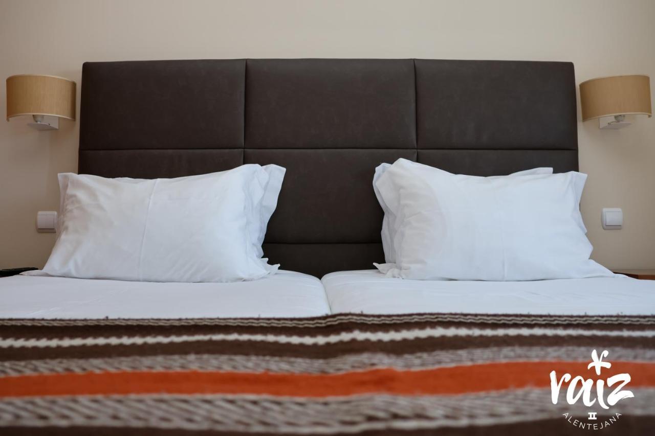 Raiz Alentejana II Bed & Breakfast Reguengos de Monsaraz Luaran gambar